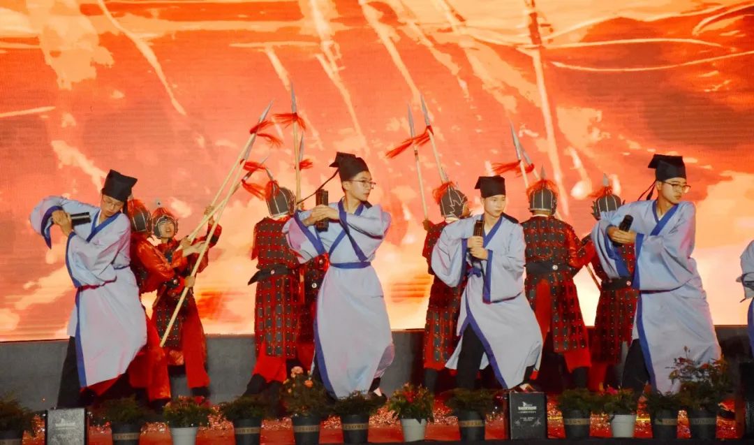 校史舞劇《黌門(mén)新聲》1.jpg
